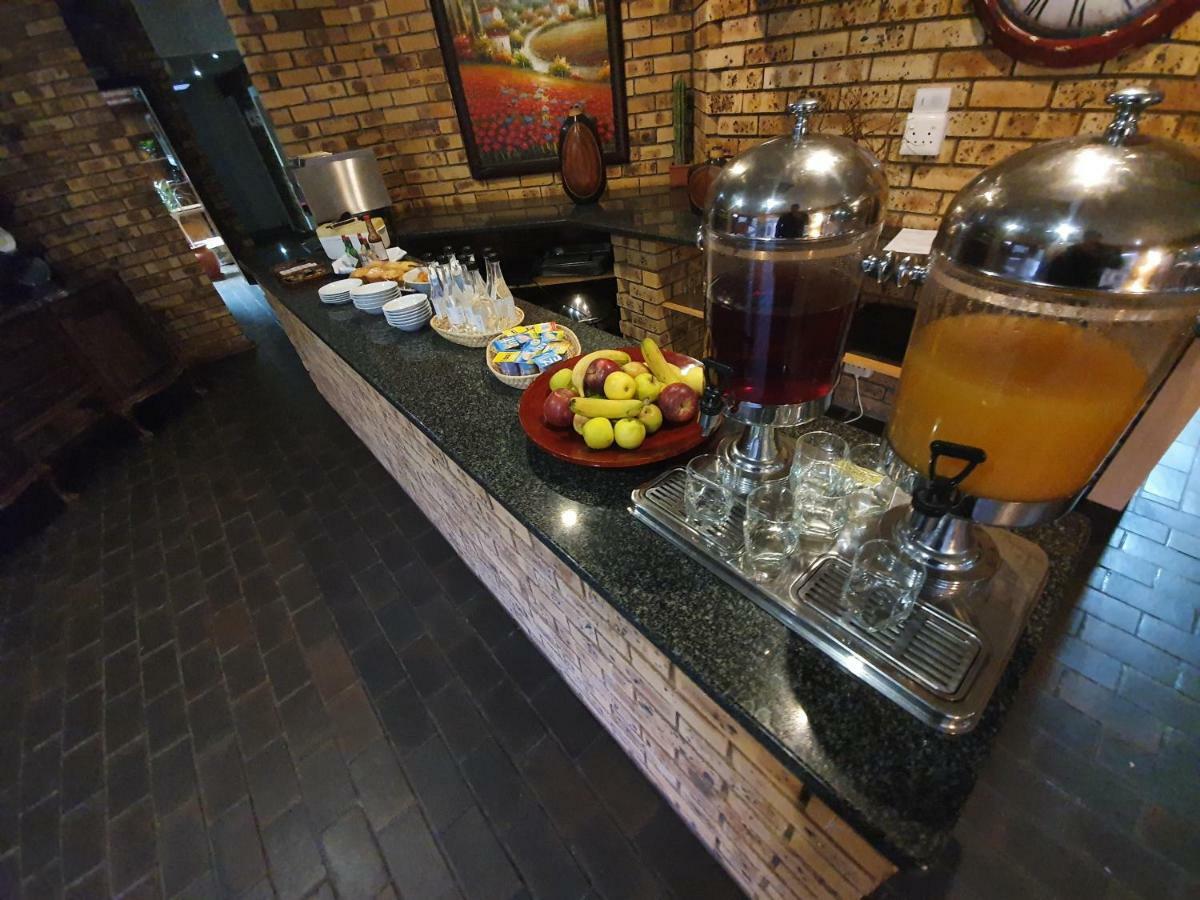 Leach Lodge Kuruman Buitenkant foto