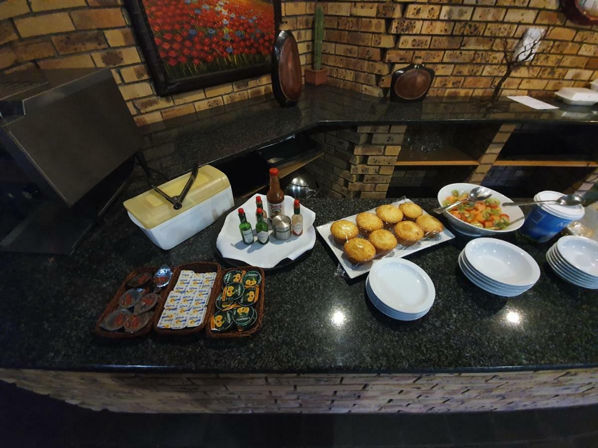 Leach Lodge Kuruman Buitenkant foto