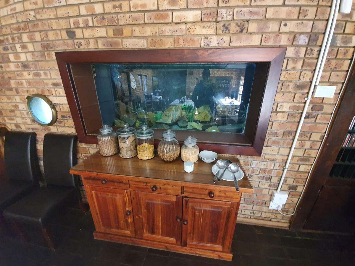 Leach Lodge Kuruman Buitenkant foto