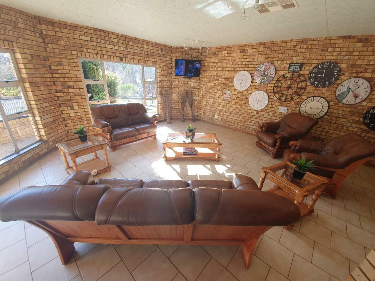 Leach Lodge Kuruman Buitenkant foto